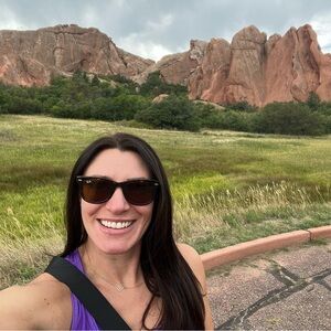 Meet your Posher, Elyce